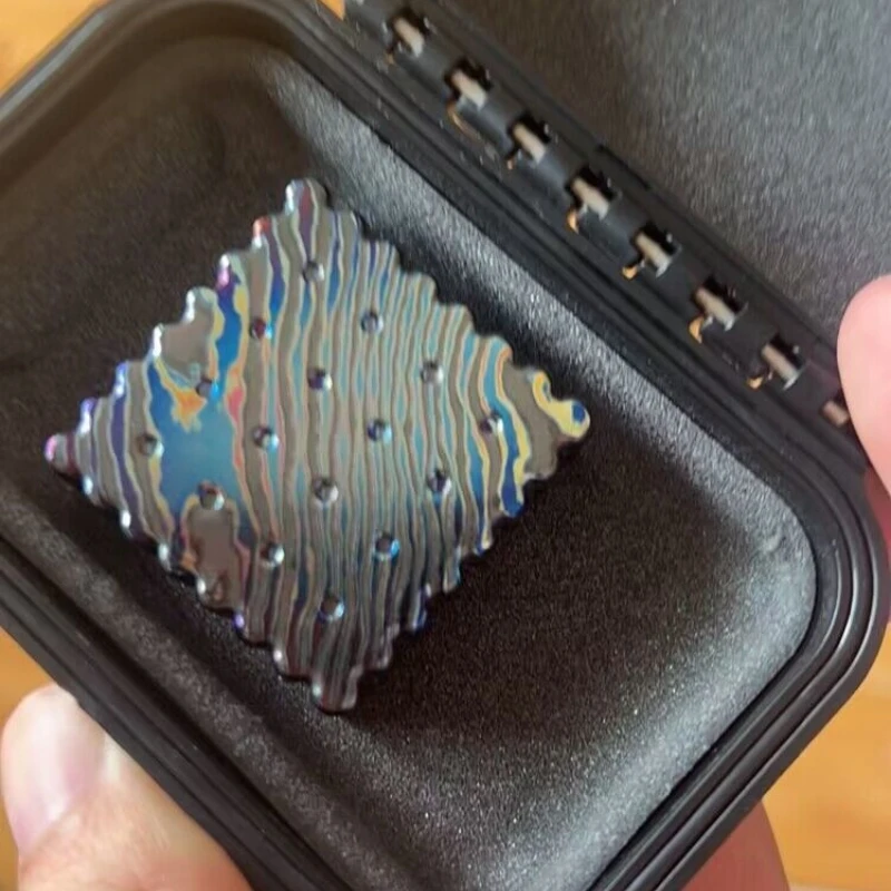 

Подержанный с принтом клоун оранжевый бренд циркониевая лошадь материал