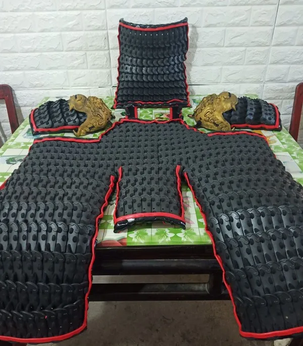 Фино-технические доспехи армейские общие древние китайские шлемы династии Тан и