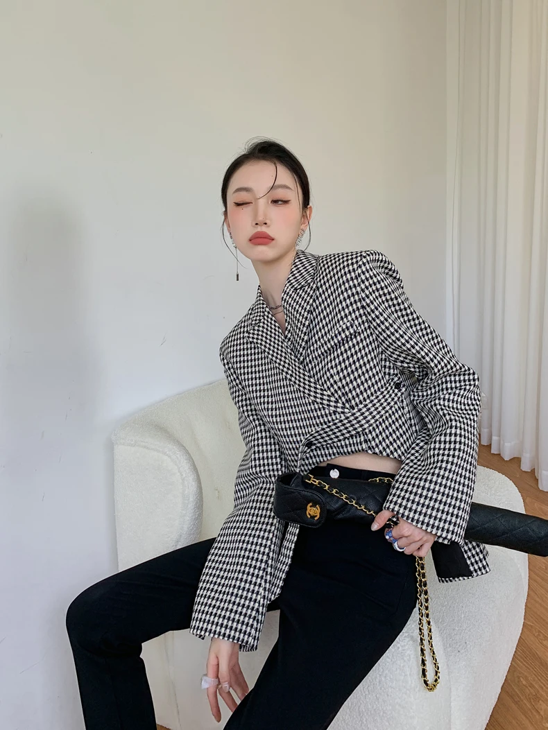 

SuperAen New Design Autumn New Product Lattice Top Irregular Suit Jacket Short Women Blazer