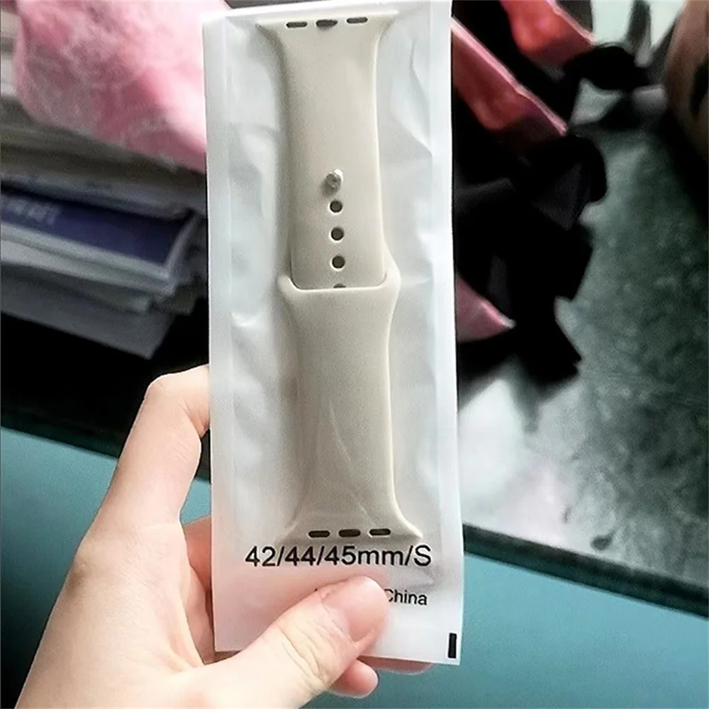 Silicone Watchband For Apple Strap 49mm 44mm 40mm 42mm 41mm Ultra 45mm 38 44 45 mm Bracelet Apple Watch Series 8 7 se 6 5 4 3