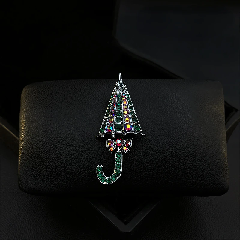 

Original Design Retro Small Umbrella Brooch Men and Women Suit Corsage Exquisite High-End Pin Accessories Rhinestone Jewelry Pin