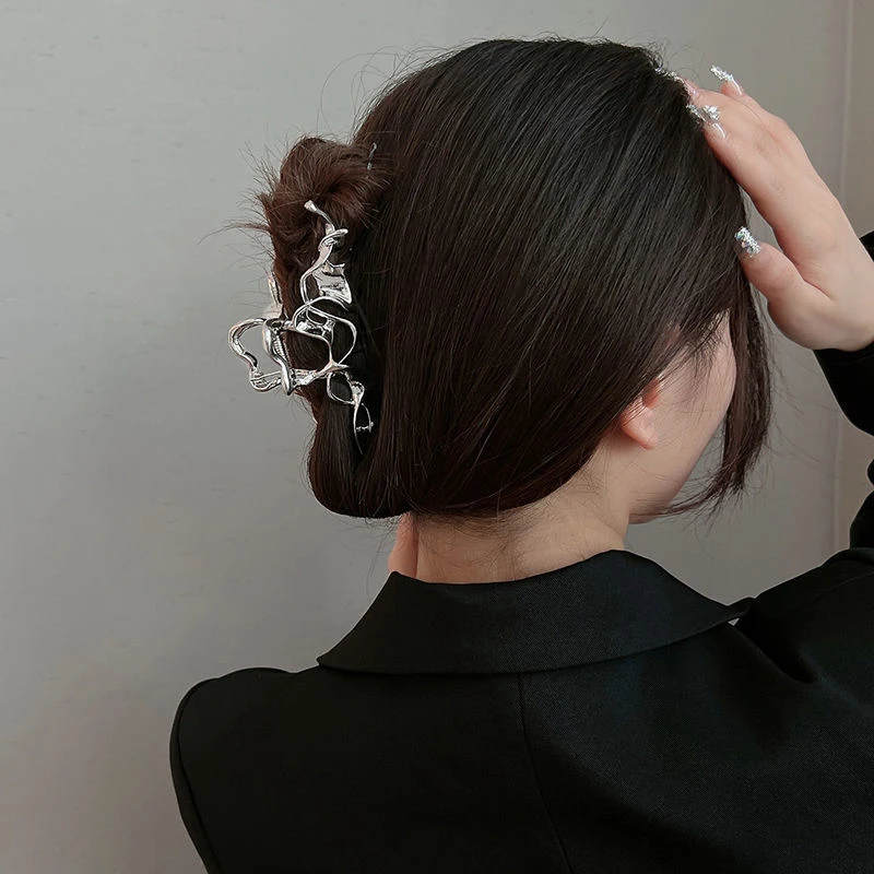 

Woman New Original Irregular Hairpins Liquid Line Metal Silver Hair Claws Barrettes Ladies Hair Accessories Hair Clips Hairgrip