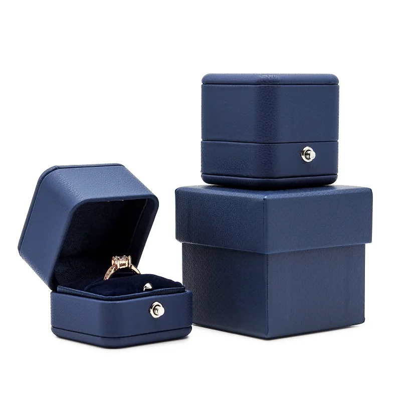 

Новый T маленькое кольцо из искусственной кожи, чехол для колец, предложение, коробка для колец, коробка для демонстрации ювелирных изделий, чехол для рождественского подарка