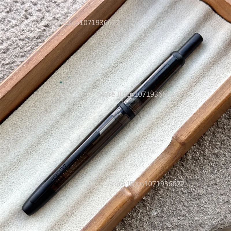 

Перьевая ручка JINHAO 20