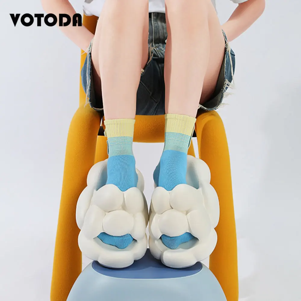 2023 New Platform Bubble Slippers Women Soft EVA Foam Cloud Slides Summer Outdoor Beach Sandals Men Flat Bubble Shoes Flip Flops