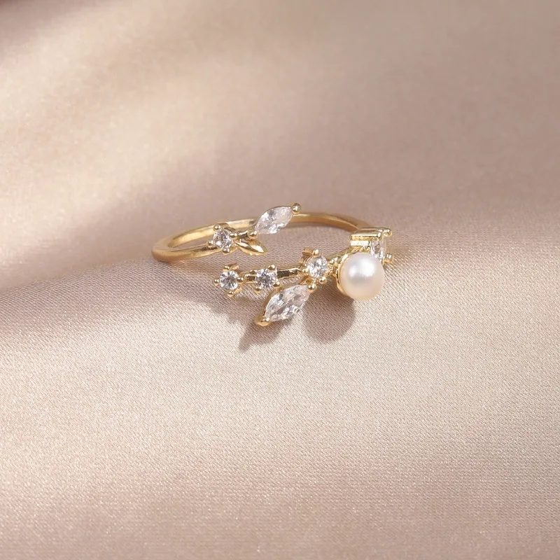Korea New Design Fashion Jewelry 14K Real Gold Plating Leaf Freshwater Pearl Ring Elegant Women's Opening Adjustable Ring
