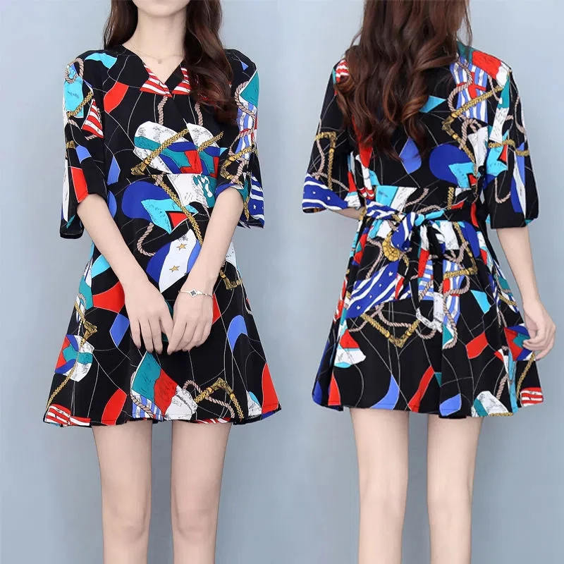 

XIKUO Design - Women's Dress 2023 Summer Letter Printing Geometry V-neck Suspender Casual Holiday Sexy Wind Short Skirt