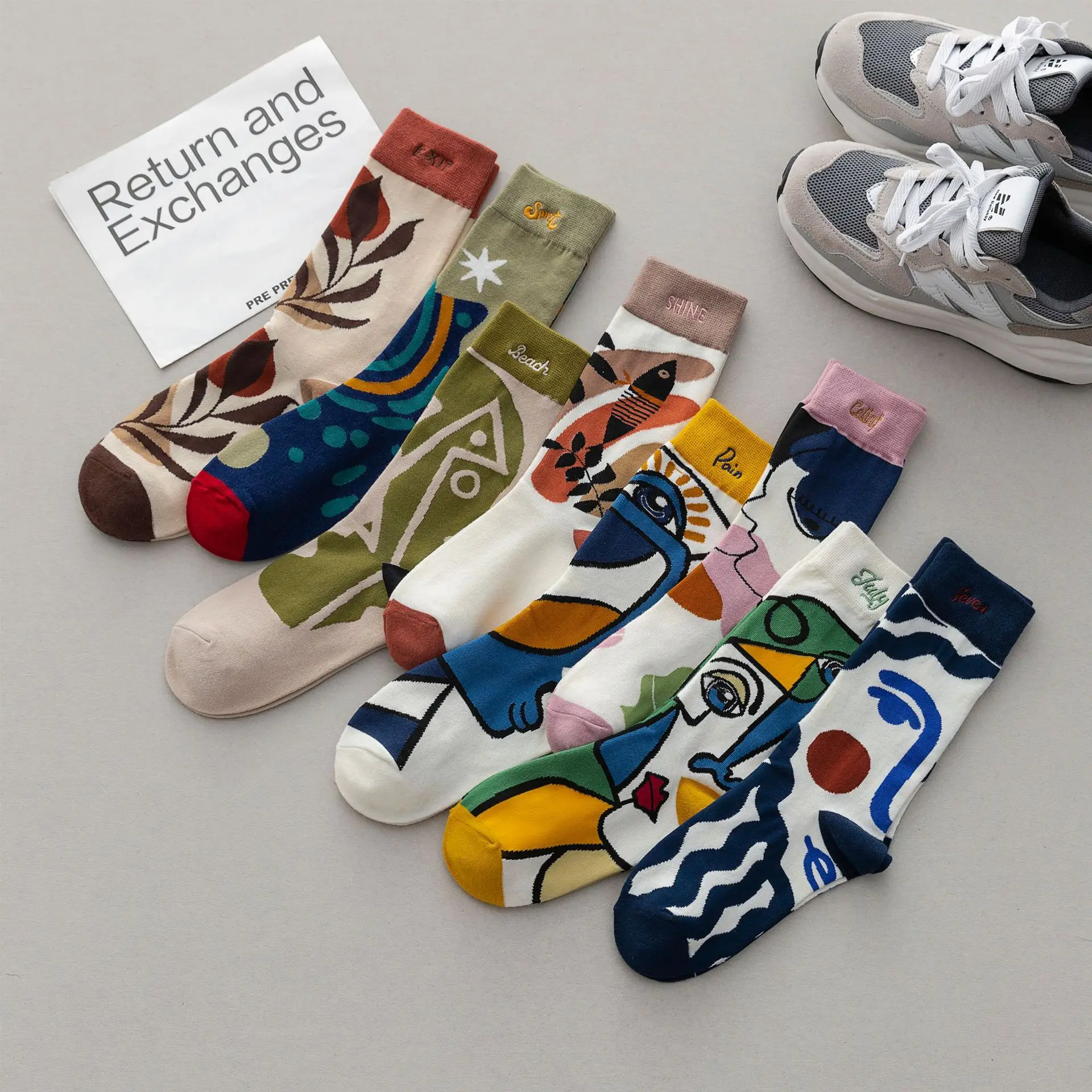 

1 pair Literary Men's Autumn Winter Retro Women New Art Harajuku Ins Jacquard Oil Painting Socks Funny Happy Socks Male Socken
