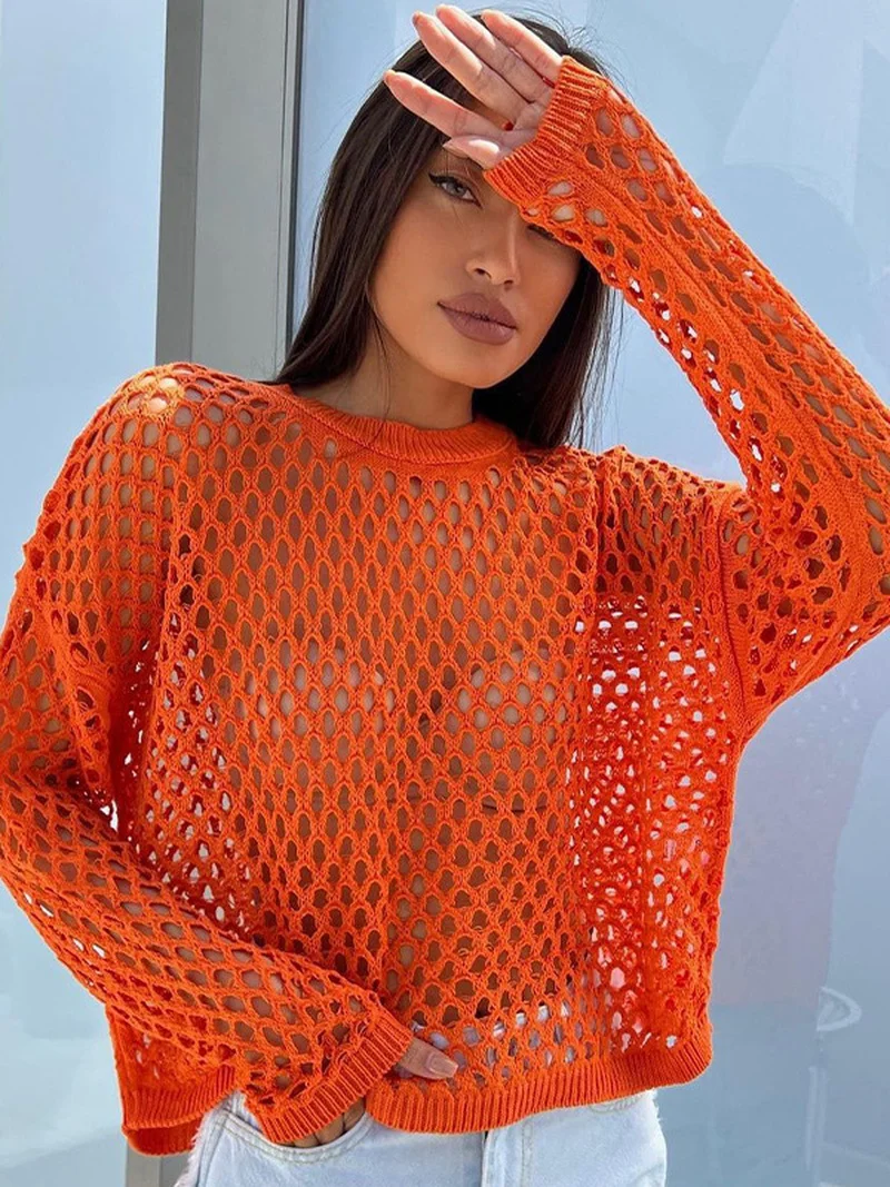 

Женский трикотажный пуловер с круглым вырезом и длинным рукавом