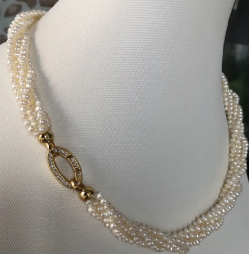 

Элегантное ожерелье из белого жемчуга ЮЖНОГО МОРЯ 2-3 мм 18 дюймов 925S