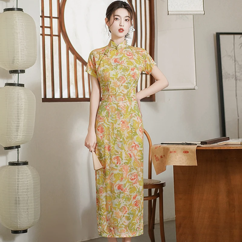 

Stunning Chinese Style Traditional Cheongsam Dress Vintage Charming Dress with Delicate Details Chinese Qipao for Parties