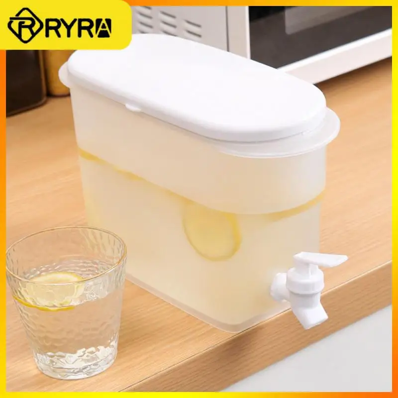 

Manual Food Grade Cold Water Kettle Cold Water Pitcher Refrigerator Cool Bucket Large Capacity Water Jug Drinkware