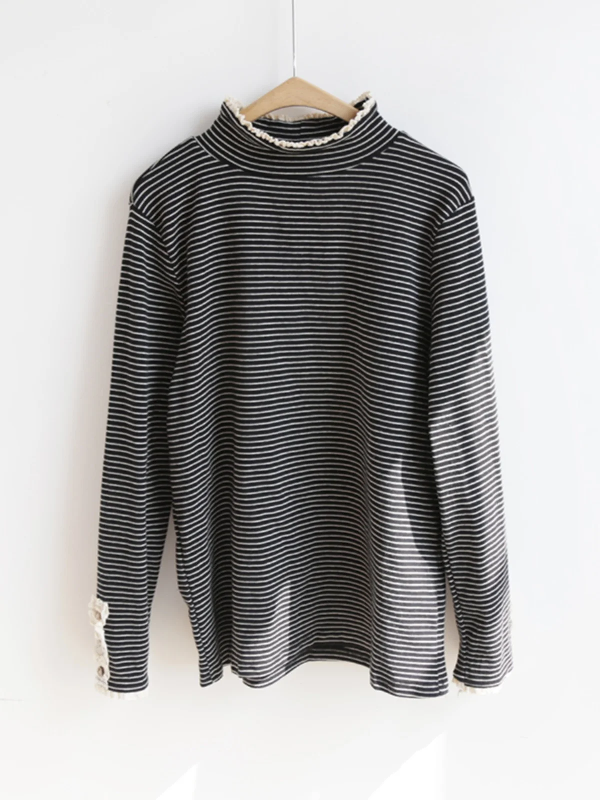 Футболка новая футболка с высоким воротником соответствующая цвету в