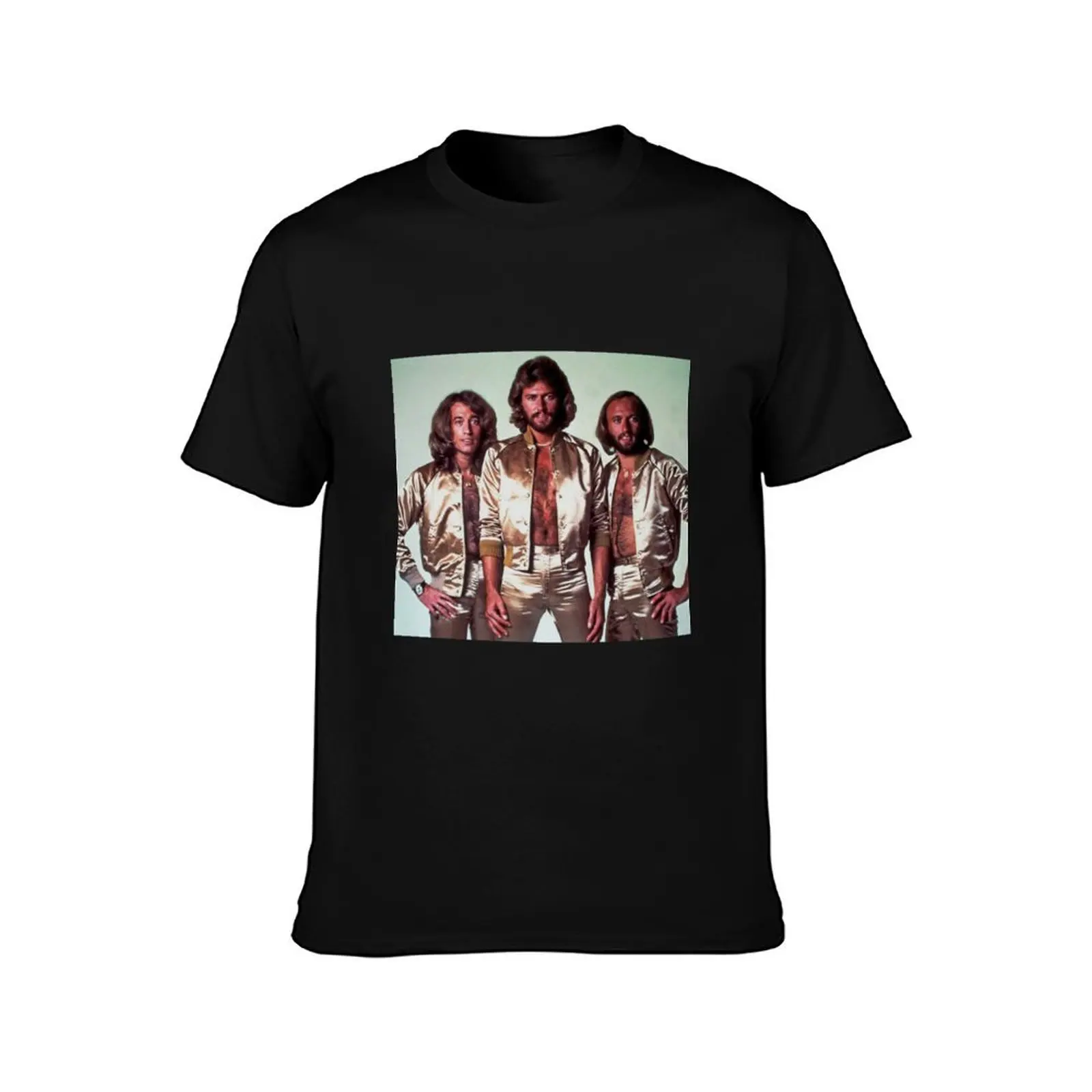 Фото Да, это очень стильный логотип, очень популярный у группы Bee Gees. # 8 футболок из эластичной ткани, комфортные футболки №2