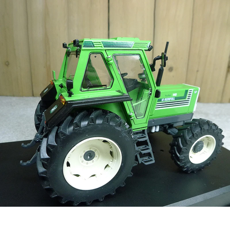 Литый под давлением металлический сплав масштаб 1/32 для Fiat Agrifull 140 голландский