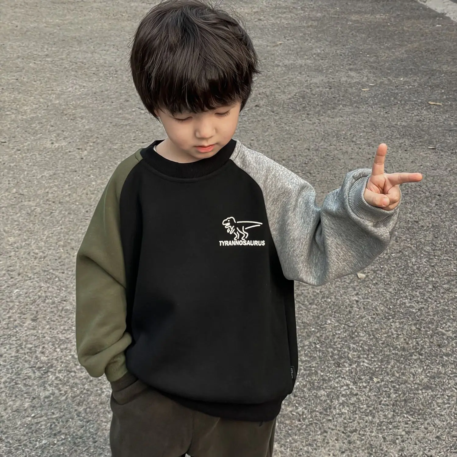 2022 Boys' Clothing New Winter Sweatshirt Plush Warm Hooded Pullover Children's Clothing Color Contrast Top Korean Style