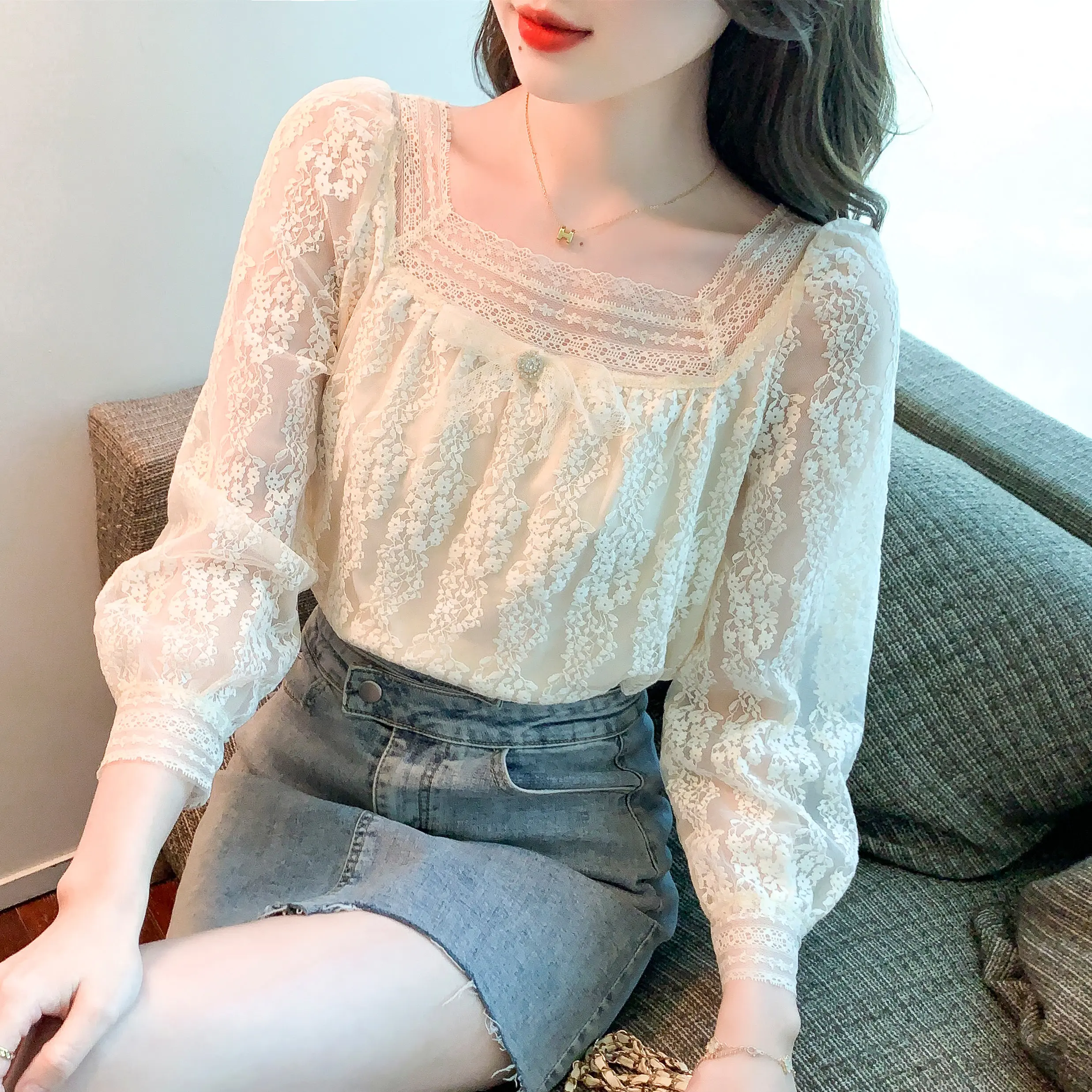

Lace Shirt with French Square Collar Women Spring Fall 2022 New Chic Beautiful Small Shirt Temperament Long Sleeve Top