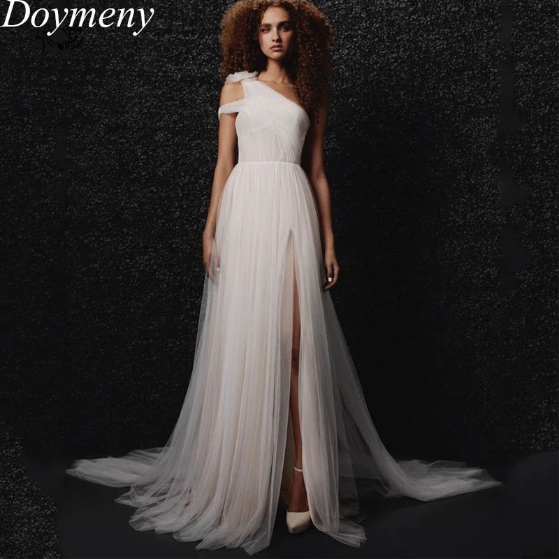 

Doymeny Wedding Dress For Women Strapless Sweep Train Tulle Illusion Backless One Shoulder Classic Simple A-Line Robe De Mariée