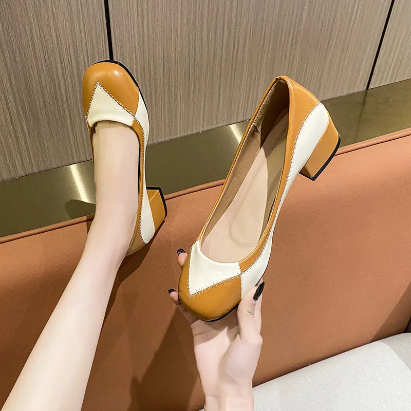 

Women's Soft Small Leather Shoes Leather Retro Thick Heel Round Toe Fashion Color Matching Casual Shallow Mouth Sandals