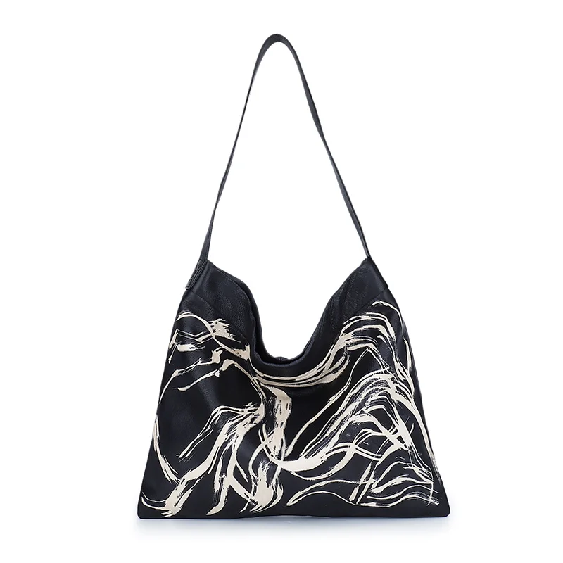 Женская сумка-тоут из натуральной кожи саквояж на широком ремешке вместительный