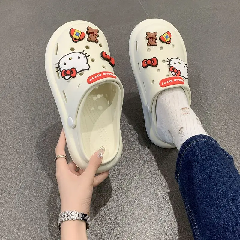 

Cartoon Sweet Sanrio Hello Kitty Hole Shoes for Female Outwear 2023 Summer New Girls' Style Baotou Tuo Indoor Cute Sandal