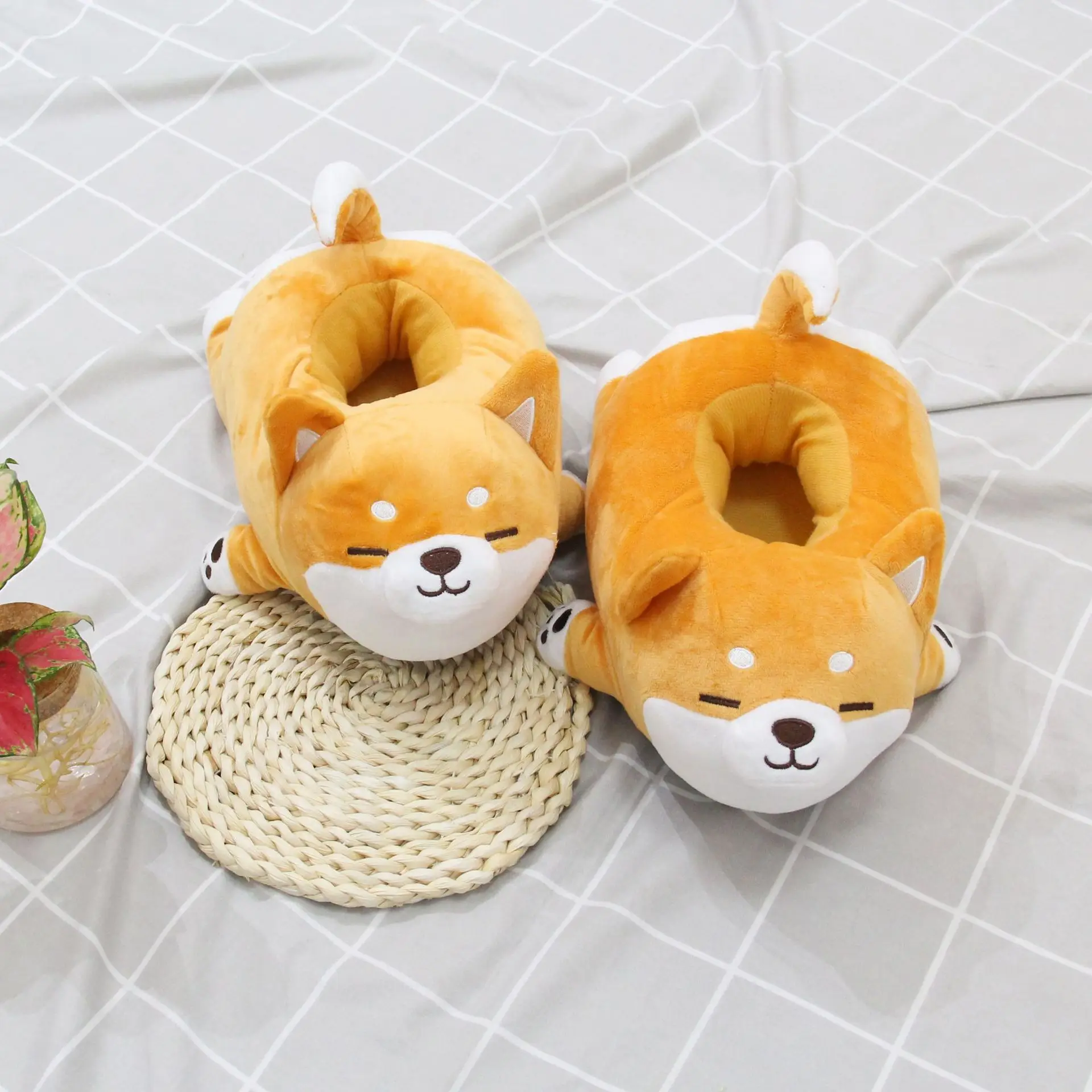 

Мужские Мультяшные сланцы, зимние теплые домашние тапочки, забавные домашние тапочки, мультяшная Женская хлопковая обувь, сникерсы, один ра...