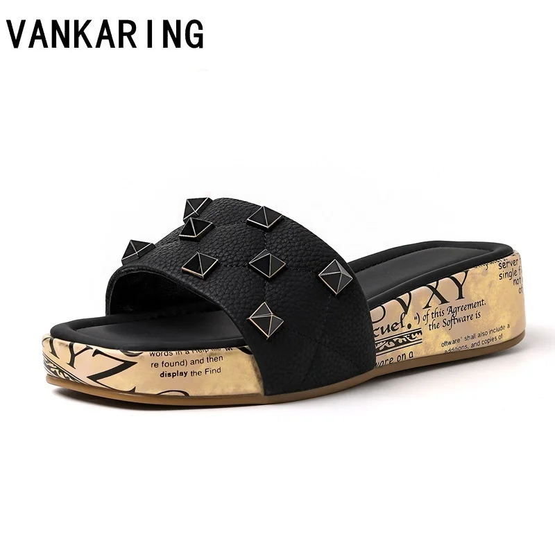 

Шлепанцы женские из натуральной кожи, с открытым носком, на платформе, с заклепками