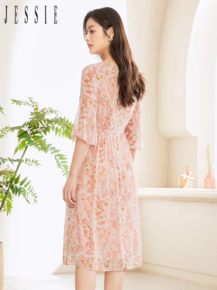 Рисунок 4 - Женское шелковое платье с коротким рукавом