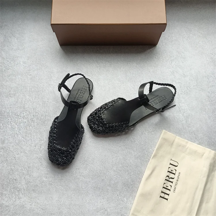 HEREU 2022 Summer New Niche French Retro Hollow Flat Bottom T-strap Genuine Leather Hand-woven Designer Woman Sandals