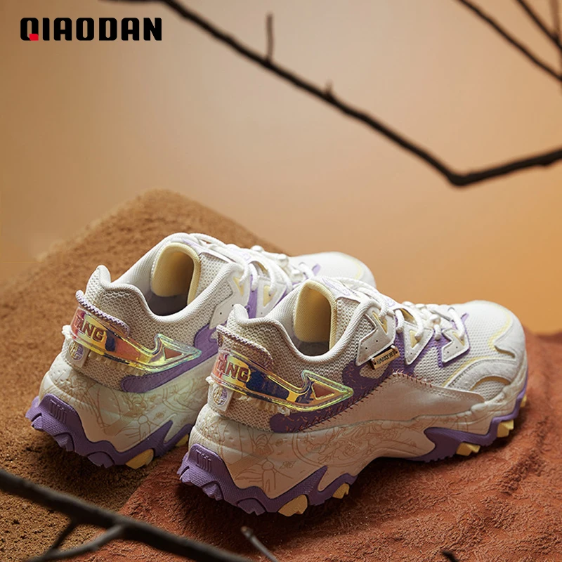 

Женские кроссовки QIAODAN на шнуровке, Повседневная дышащая прочная сетчатая обувь на толстой подошве, Нескользящие, LM16220360, лето 2023