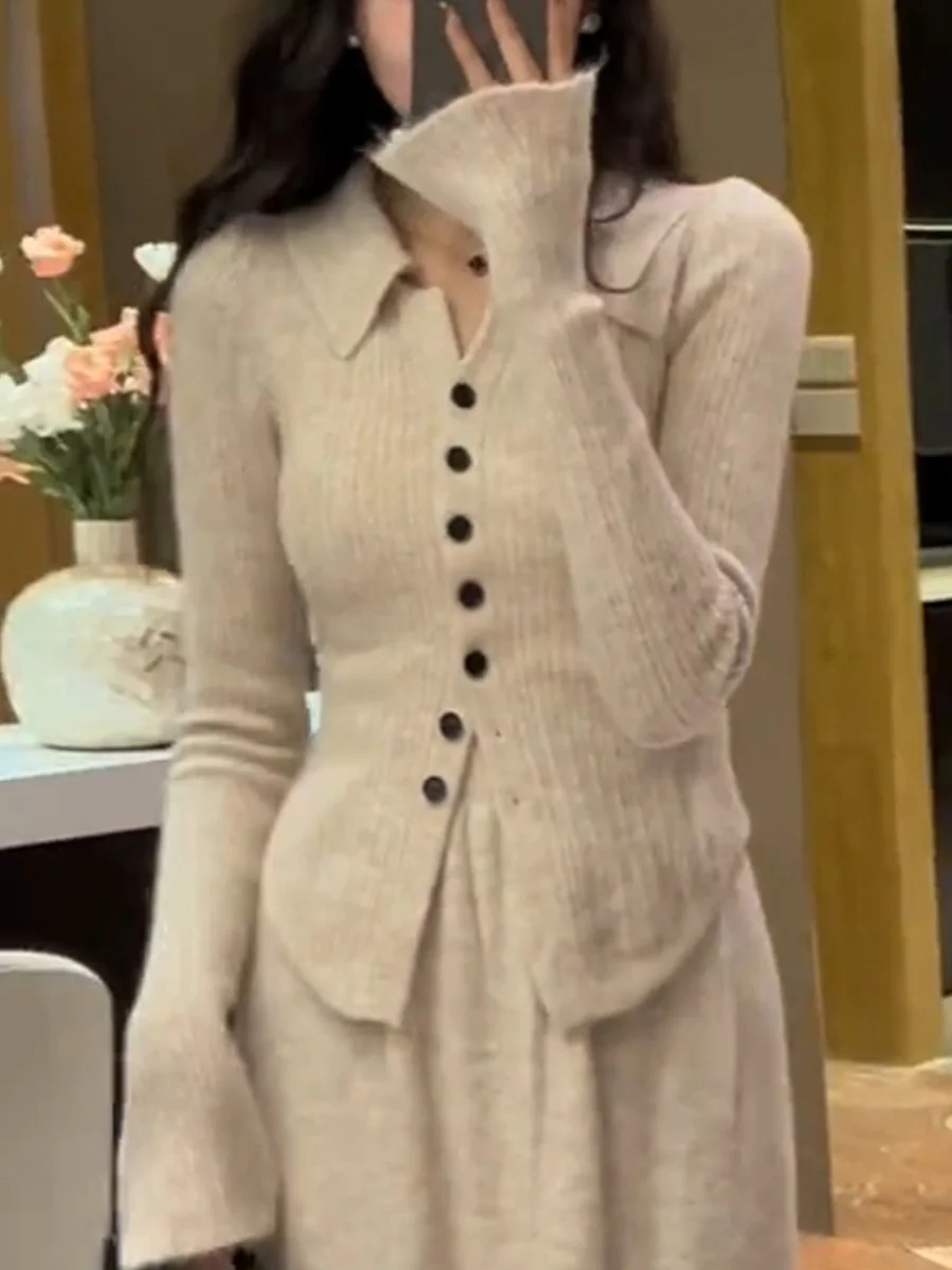 Короткий вязаный осенне-зимний дизайн с v-образным вырезом облегающий кардиган