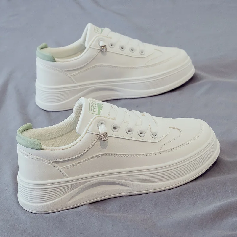 

2022 NEW Little White Shoes Women's Autumn New Sports Running Board Shoes Female Students Thick Bottomed Muffin Shoes