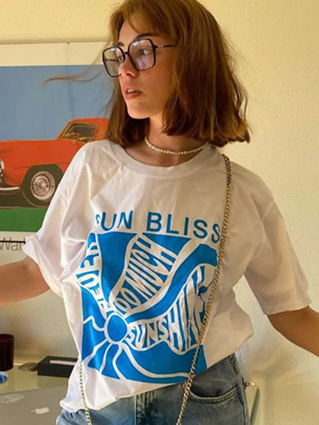 

Футболка женская универсальная с круглым вырезом и коротким рукавом