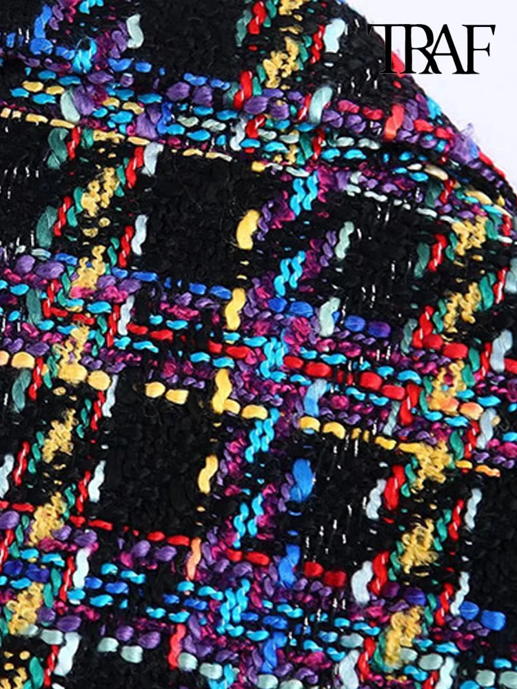 Пиджак женский твидовый с металлическими пуговицами спереди и длинным рукавом |