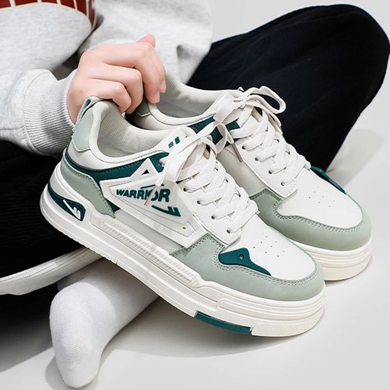 Warrior Fashion Low Top Women Shoes 2023 Thick Sole Casual Sneakers Walking Pu Leather Sewing Matching Trainers Star Same