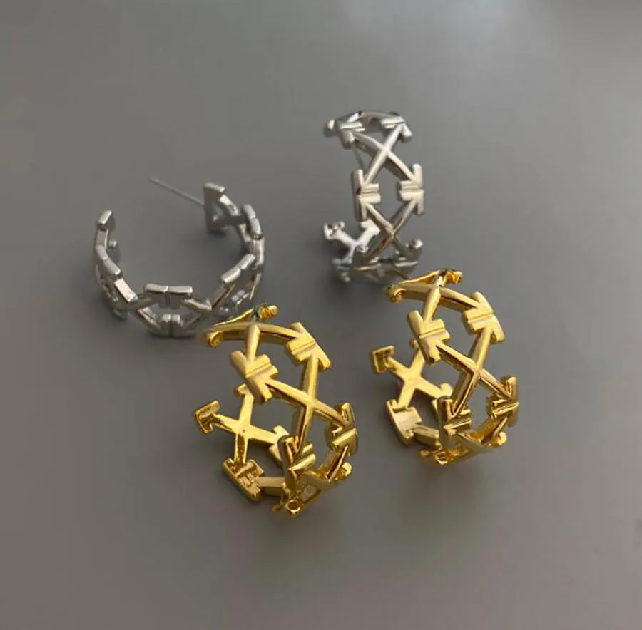 

unique C-shaped geometric earrings simple fashion direction key chic women punk unisex couple eardrop metal accessory