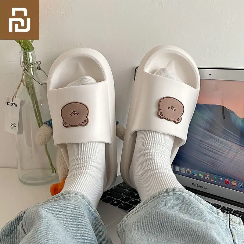 

Сандалии Xiaomi для влюбленных, Нескользящие пляжные шлепанцы на толстой подошве, с мультяшным медведем, дезодорирующие, для мужчин и женщин, л...