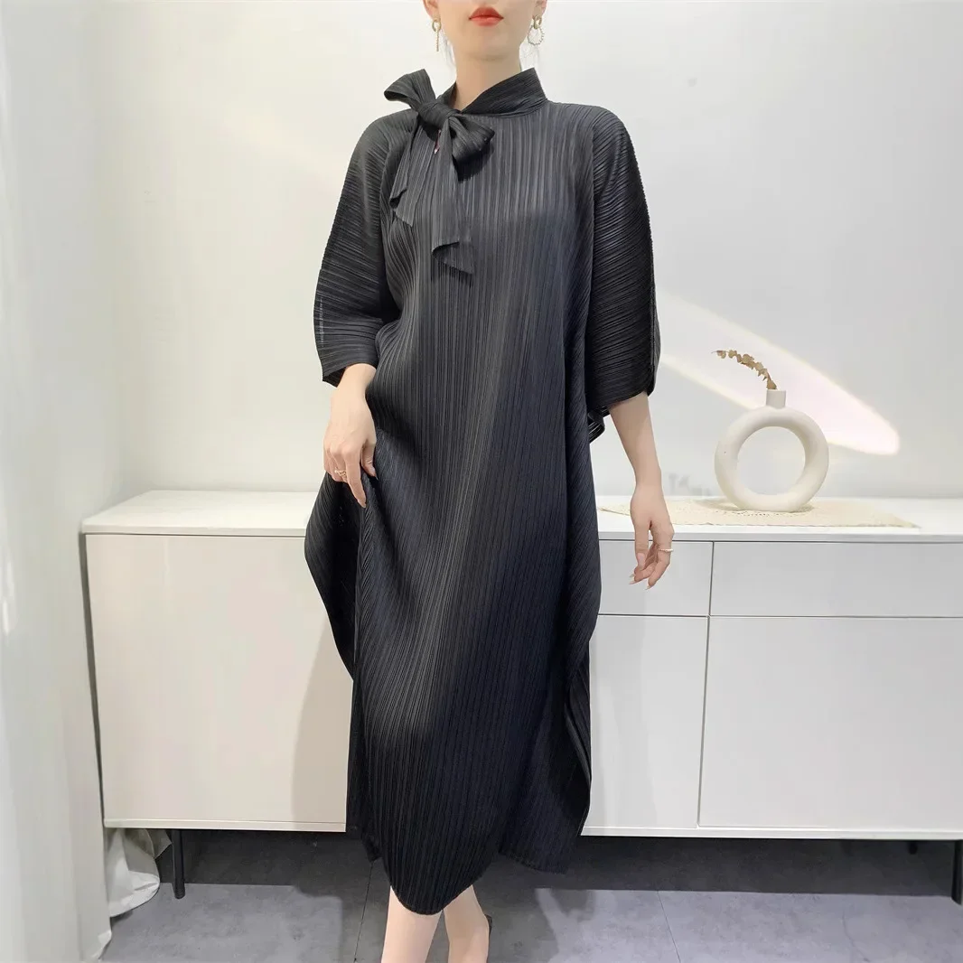 Женское плиссированное платье однотонное свободное с юбкой в складку для приема