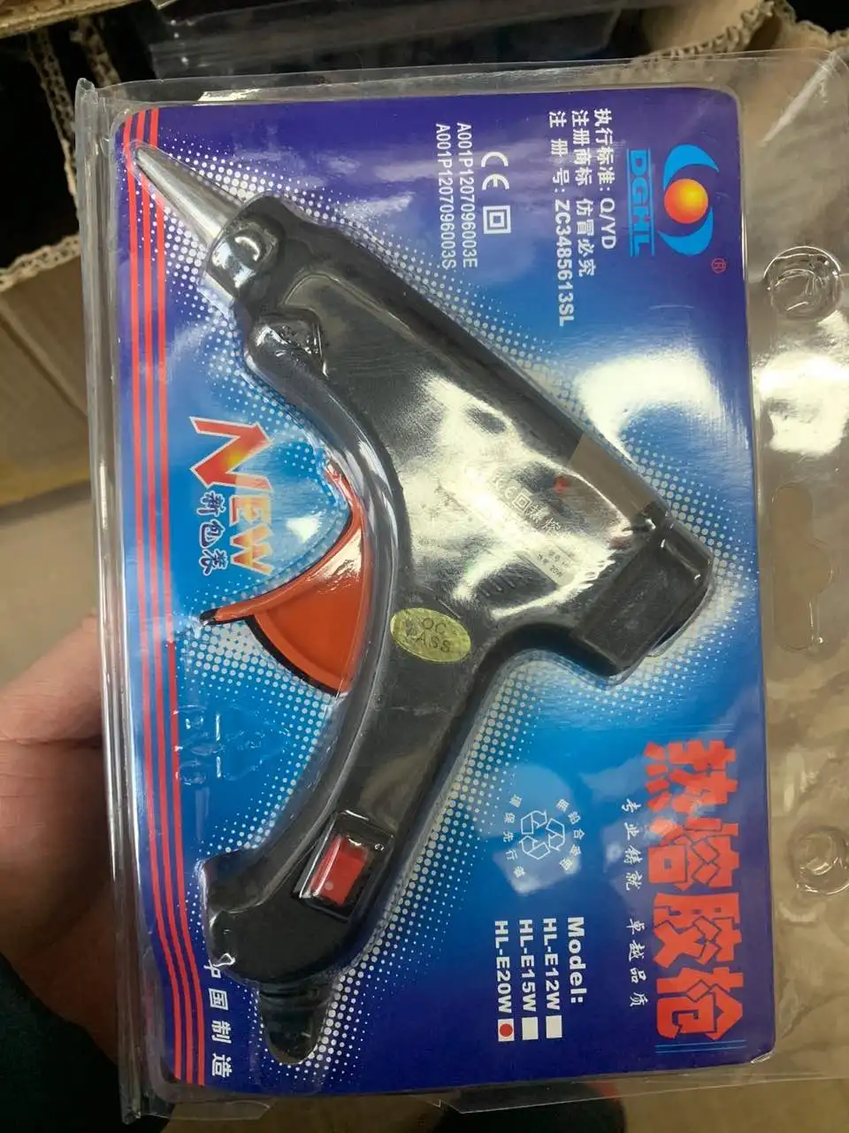 

Hot Melt Glue Gun Mini 20W Black Household Industrial Guns Heat Temperature Thermo Electric Repair Tool Use 7mm Glue Sticks