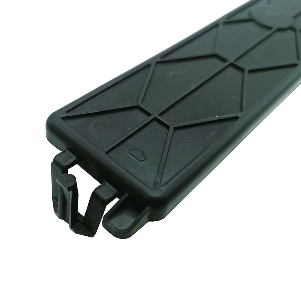 

High Quality Cabin Air Filter Cover Air Filters 2018-2019 2019L15BR1.5T 260TURBO Car Parts Accessories Car Truck Parts