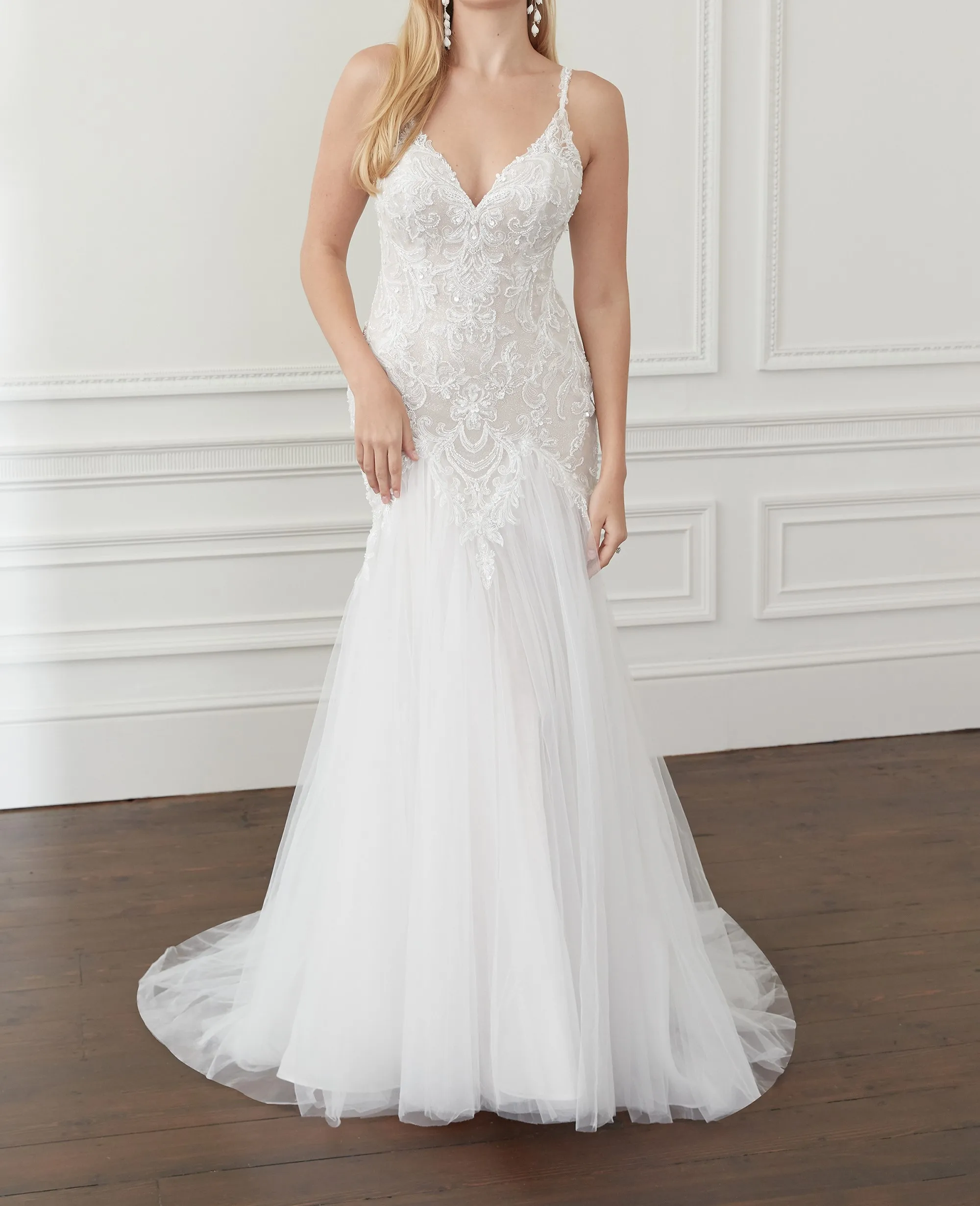 

Spring 2023 Long New Arrival Embroidered Mermaid Tulle Bridal Wedding Dress WHW-221