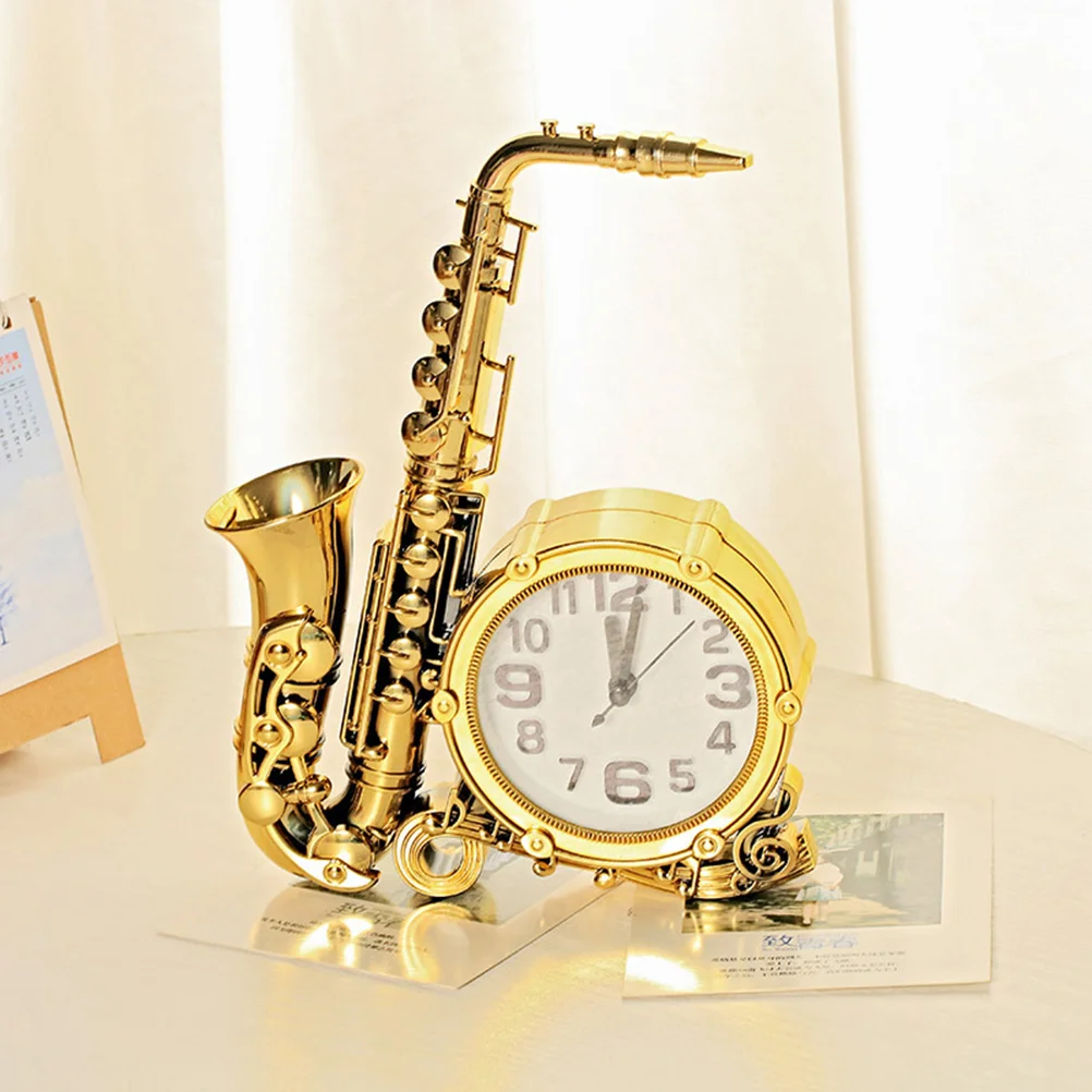 Часы саксофон. Малая декорация саксофон.