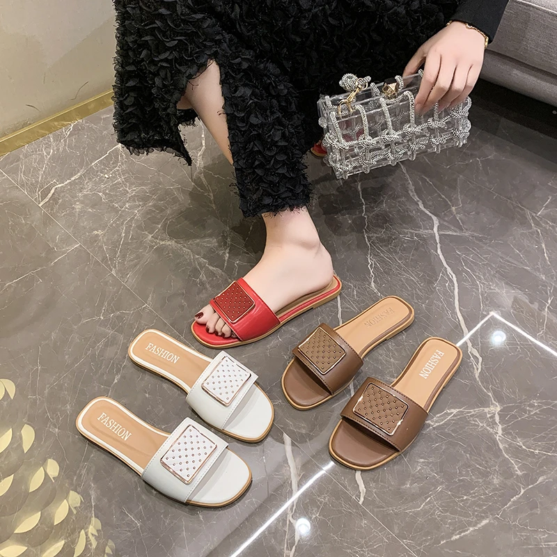 Женские тапочки большого размера на плоской подошве противоскользящая