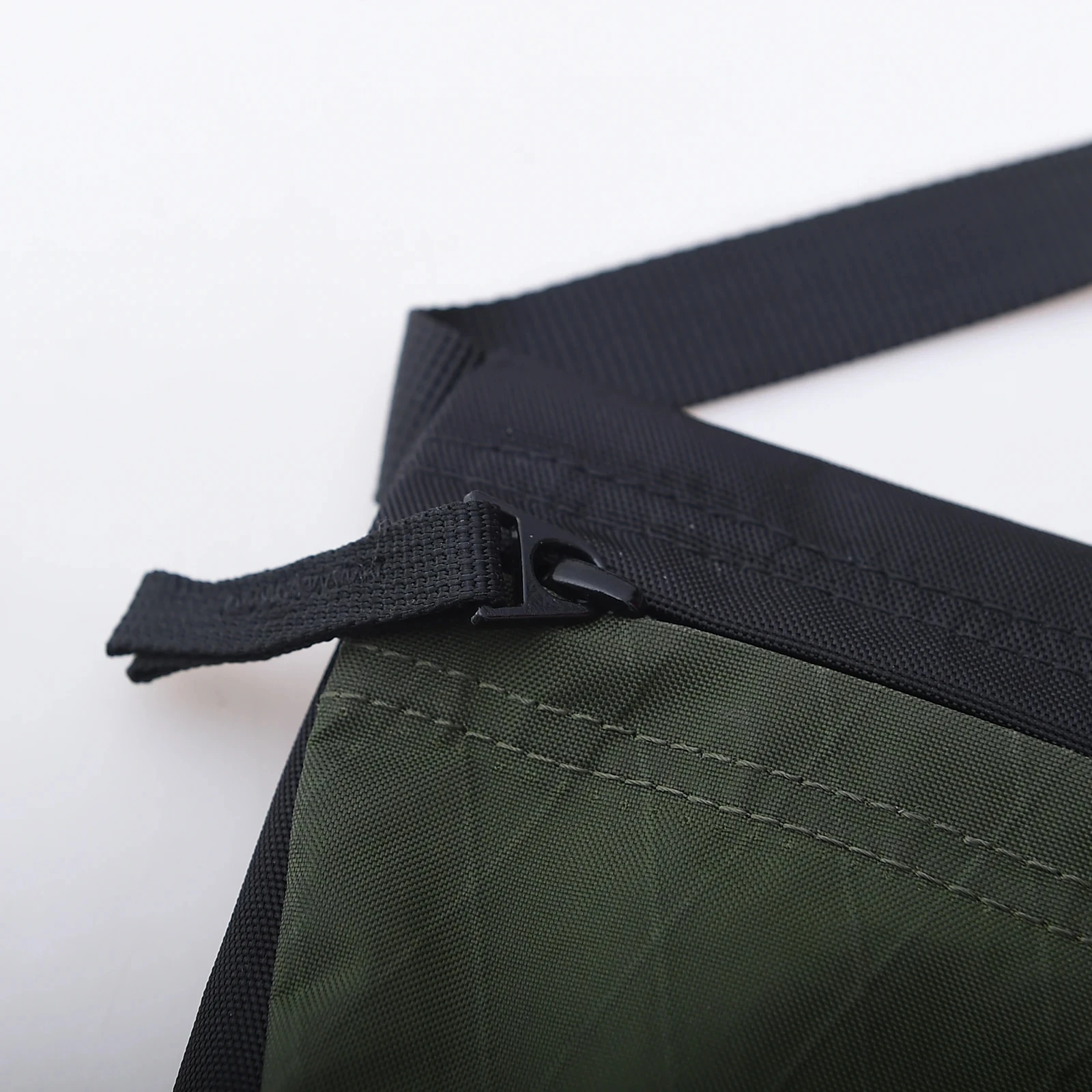 AONIJIE H3208 Unisex Outdoor Sports Messenger Bag Cross Body Bag Large Capacity For Travel Leisure Hiking Cycling