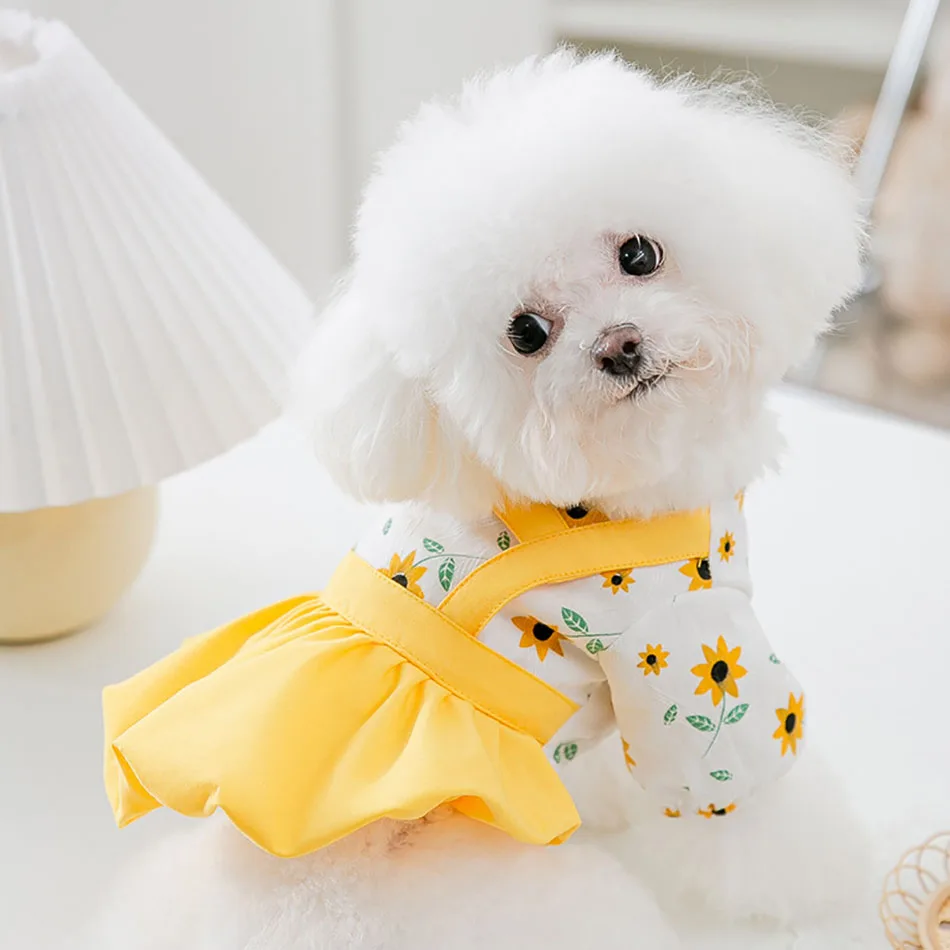 

Pet Clothing Cat Dog Dress Spring Summer Small Dog Floral Dress Puppy Cute Clothing Fashion Pet Party Princess Dress