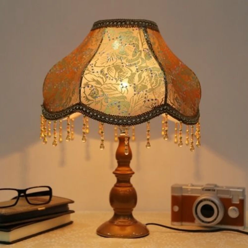 

European Style Desk Lamp Bedroom Nightlight Tassel Lampshade Modern Living Room Warm Creative Bedside Table Lamps