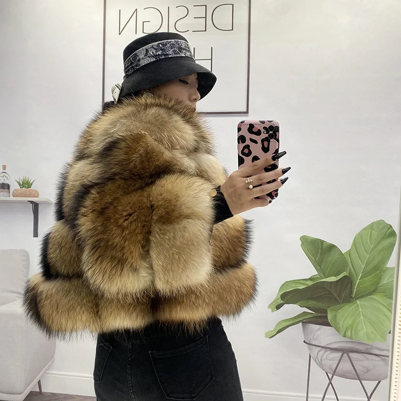 Women Winter Real Fur Raccoon Round Neck Fur Coat Natural Silver Fox Fur Fluffy Warm Thick Jacket Female Big Size Warm Outerwear