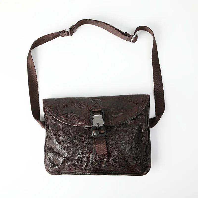 

AETOO Head leather men's mini bag, leather one-shoulder slant edifer bag, retro casual soft leather mobile phone bag vertical