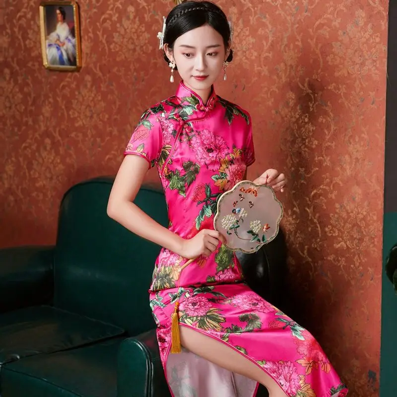 Cheongsam beauty. Тонкие китайские. Тонкие китайские. Мужчина в ципао. Тонкие китайские.