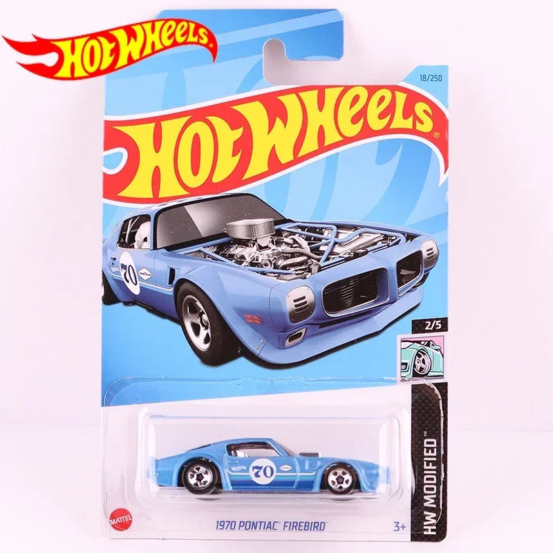 Модифицированный автомобиль Hot Wheels HW